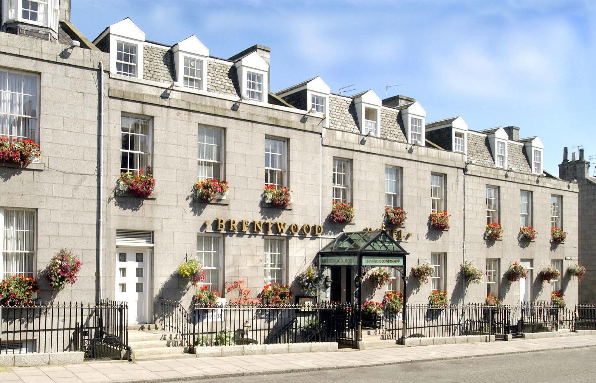 Oyo Flagship Brentwood Hotel Aberdeen Exterior foto